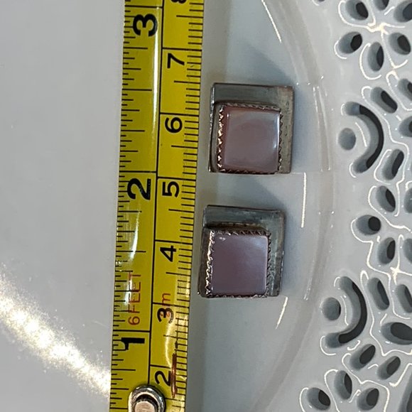 Vintage Sterling and Pink Mother of Pearl Stud Earrings - Picture 5 of 9